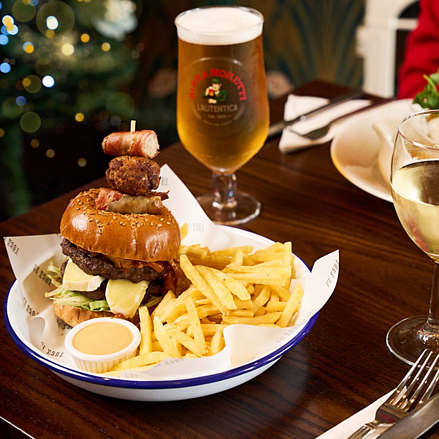 Festive Lunch & Dinner at The Highwayman in Oswestry